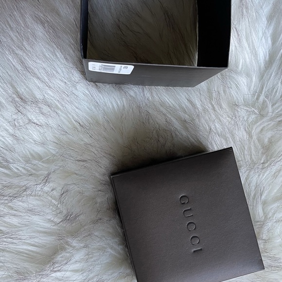 Gucci Women’s Watch- NEW - Picture 5 of 6